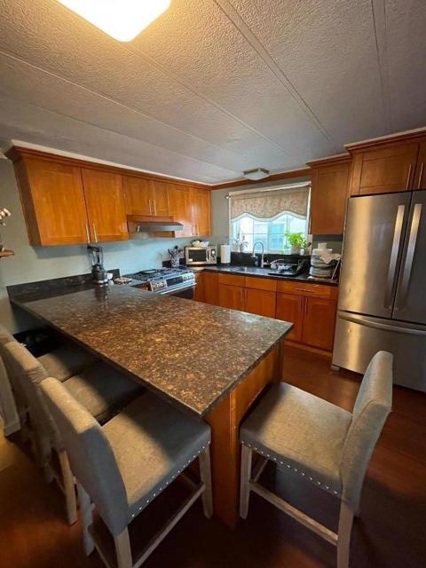 3499 E Bayshore Road, Redwood City CA: https://media.crmls.org/mediaz/7fe8e80a-327c-456e-a3d9-41f4bb91c4f2.jpg