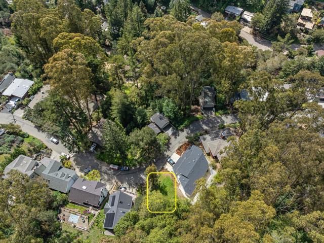 0 Arrowhead Drive, Oakland CA: https://media.crmls.org/mediaz/7fe98e2a-786d-4c11-a84c-603307e5d888.jpg