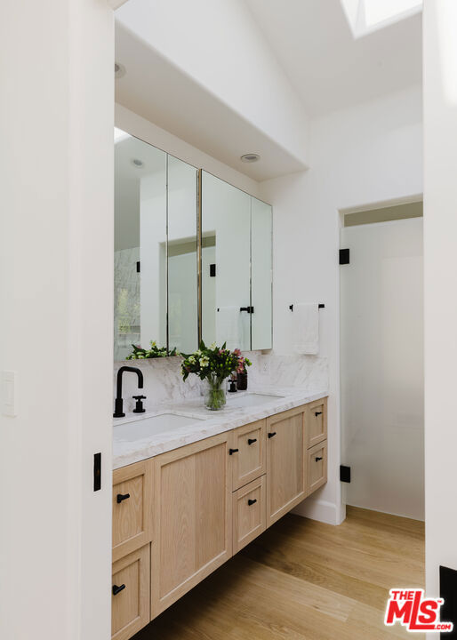 Image 17 of 41 For 408 Westbourne Drive