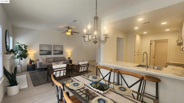 128 Harris Cir, Bay Point CA: https://media.crmls.org/mediaz/7fed04ac-3f60-4d28-8dfa-302aaaff9aa4.jpg