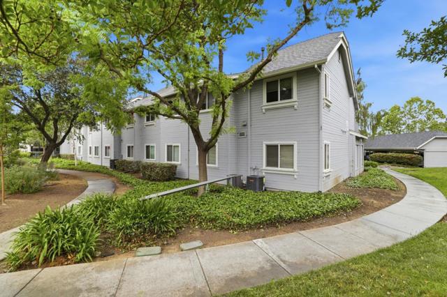 414 Shadowgraph Drive, San Jose CA: https://media.crmls.org/mediaz/7fed3d65-80da-4e17-a9f0-c9c5efab42ea.jpg