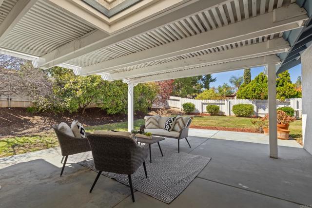 Detail Gallery Image 24 of 35 For 815 Boyle Ave, Escondido,  CA 92027 - 4 Beds | 3 Baths