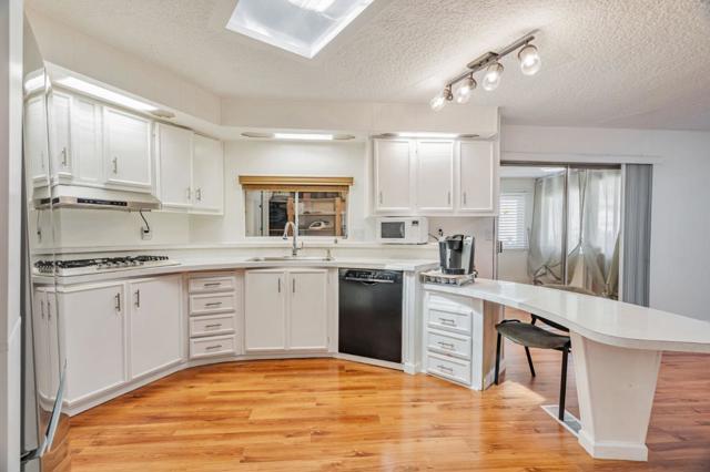 1111 Morse Avenue, Sunnyvale CA: https://media.crmls.org/mediaz/7fee12a8-803a-4fb5-9748-b3448db669d8.jpg