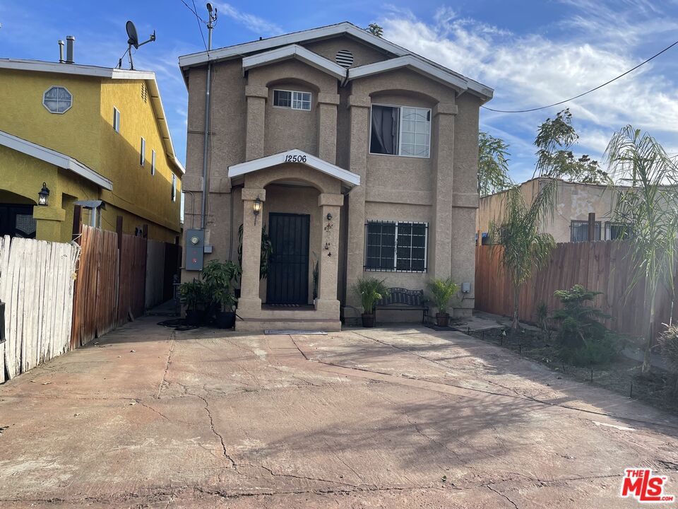12506 S Mona Boulevard, Compton, CA 90222