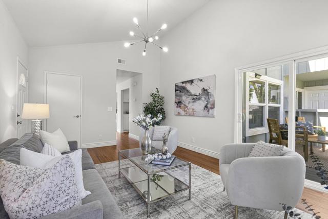758 Pinta Lane, Foster City CA: https://media.crmls.org/mediaz/7feebd45-3b2d-4489-91ab-b8f7867c61ce.jpg