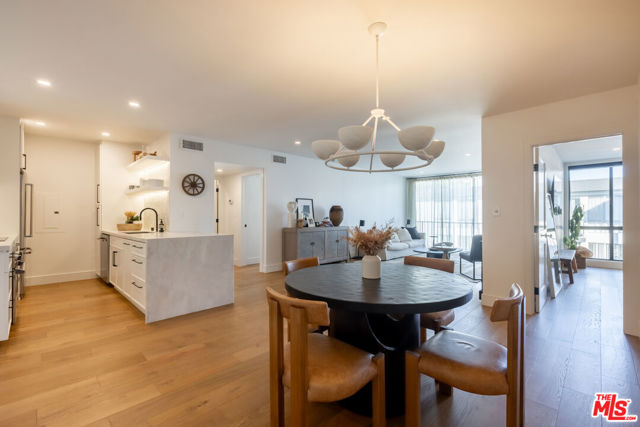 1351 N Crescent Heights Boulevard, West Hollywood CA: https://media.crmls.org/mediaz/7fef9bec-665b-4169-8841-f6e1f54f67c5.jpg