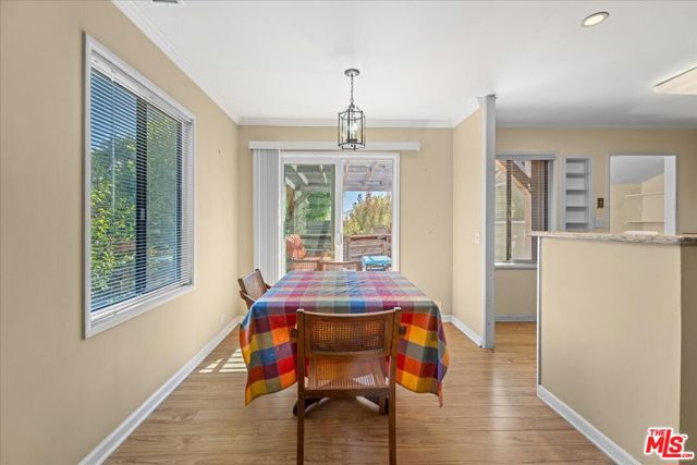8116 Belford Avenue, Los Angeles CA: https://media.crmls.org/mediaz/7ff00897-c4cc-4be8-8a00-703047cefc72.jpg