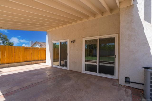 15865 Lofty Trail Dr, San Diego CA: https://media.crmls.org/mediaz/7ff2917b-4c99-4b2f-8fb0-7698bb2b61bb.jpg