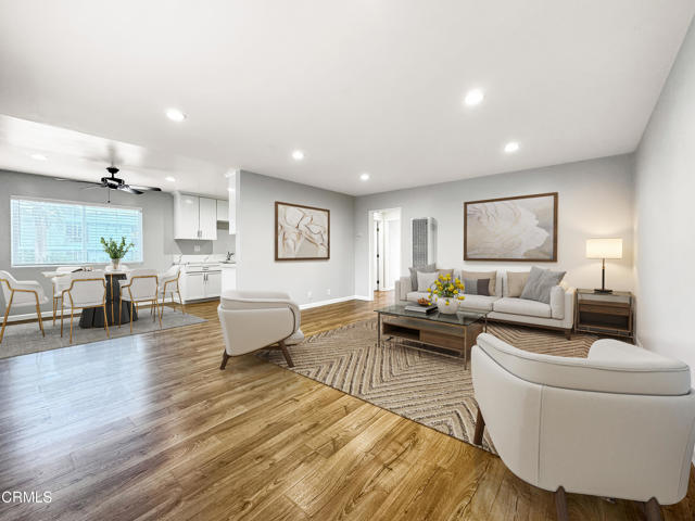 Detail Gallery Image 1 of 15 For 621 N Los Robles Ave, Pasadena,  CA 91101 - 2 Beds | 2 Baths