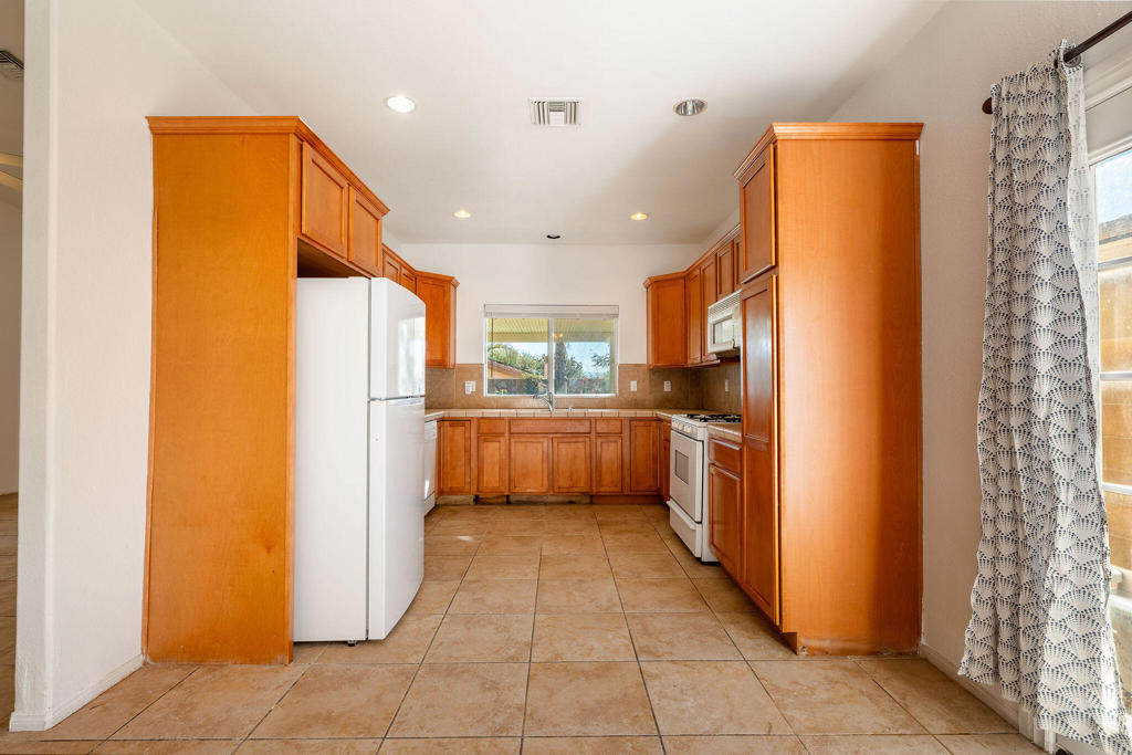 MLS #219137407DA image #10