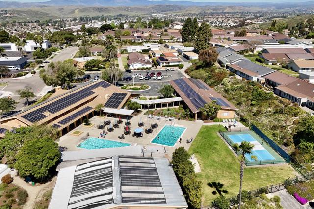 Detail Gallery Image 18 of 45 For 3685 Vista Campana #30,  Oceanside,  CA 92057 - 2 Beds | 2 Baths