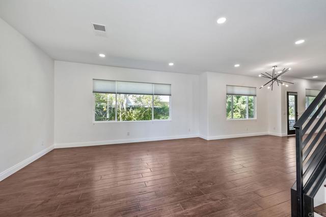 Detail Gallery Image 3 of 26 For 7393 Portage Way, Carlsbad,  CA 92011 - 3 Beds | 2/1 Baths