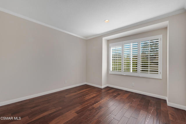 180 Windrose Drive, Newbury Park CA: https://media.crmls.org/mediaz/7ff503ef-e066-43d5-9b5f-e874dcbb7493.jpg