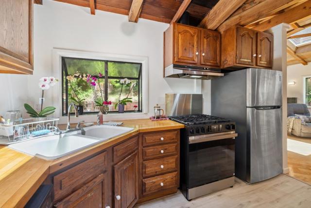 12256 La Lena Street, Felton CA: https://media.crmls.org/mediaz/7ff56de6-47bc-4a28-a9e1-5f2826a7b69c.jpg