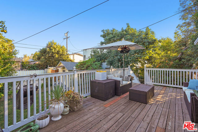 656 Parkman Avenue, Los Angeles CA: https://media.crmls.org/mediaz/7ff587a5-7e31-44a4-9e32-548ac3ce3d4c.jpg