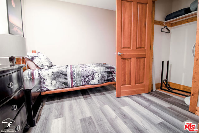 8732 Rainbow Avenue, Kings Beach CA: https://media.crmls.org/mediaz/7ff6051a-5204-4016-9658-150239d35942.jpg