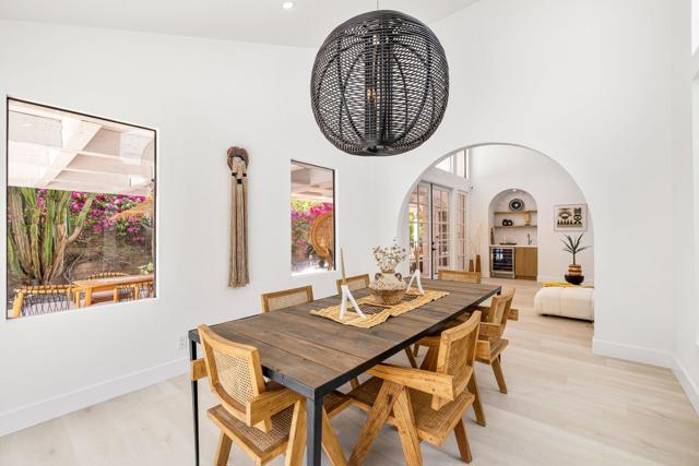 34 Lincoln Place, Rancho Mirage CA: https://media.crmls.org/mediaz/7ff695db-7e8a-47d5-8dd2-64a4b114f347.jpg