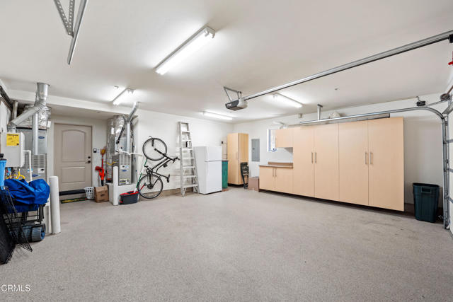 212 S Montgomery Street, Ojai CA: https://media.crmls.org/mediaz/7ff6a151-0a15-4232-9259-c0b657326f0c.jpg
