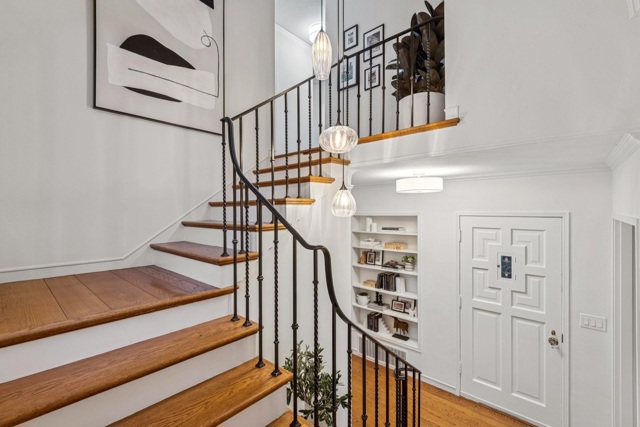 Image 34 of 58 For 3938 Oakmore Rd