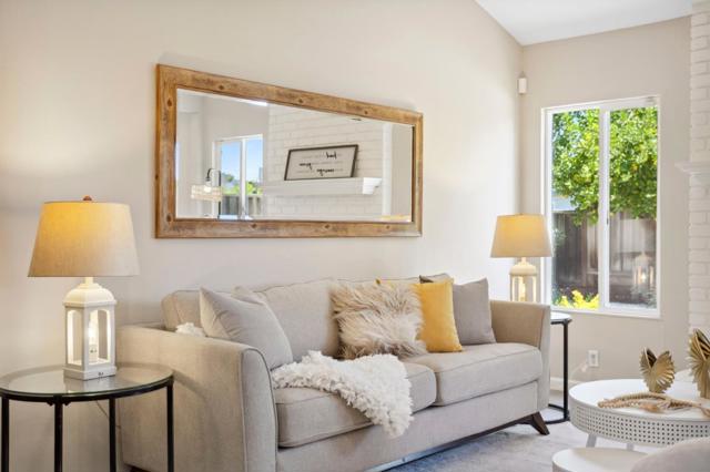 5268 Pebbletree Way, San Jose CA: https://media.crmls.org/mediaz/7ff724a1-78ea-4a33-bed3-269d786e430f.jpg