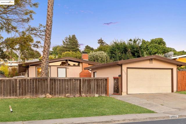 2590 Kavanagh Rd, San Pablo CA: https://media.crmls.org/mediaz/7ff761fa-243b-4413-9d5a-7a5273e03d07.jpg