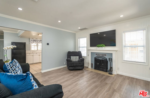 10307 Eldora Avenue photo 8