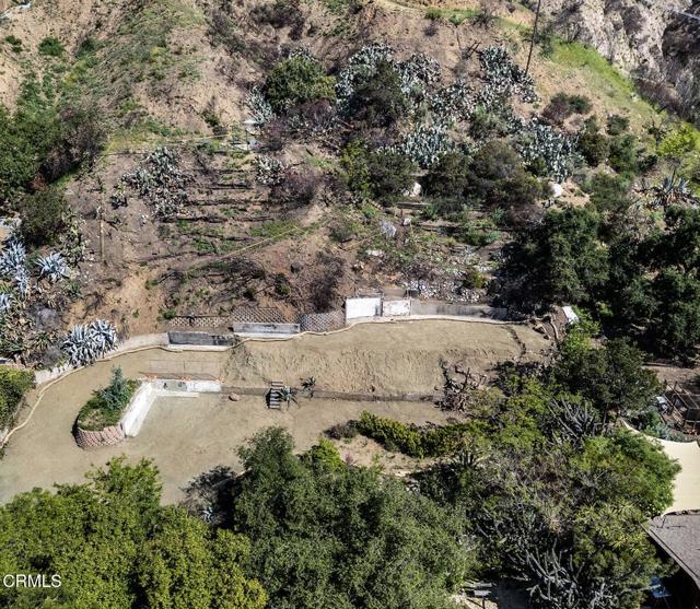 2115 Pinecrest Dr, Altadena CA: https://media.crmls.org/mediaz/7ff84a35-d1bb-4198-bbd6-5d1f6dfb1b6b.jpg