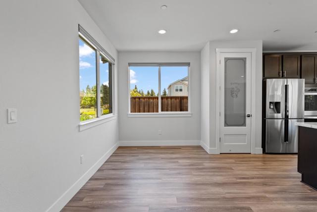 277 Copperleaf Lane, San Juan Bautista CA: https://media.crmls.org/mediaz/7ff940c1-fb32-4987-ab19-8bbe4c0b124a.jpg