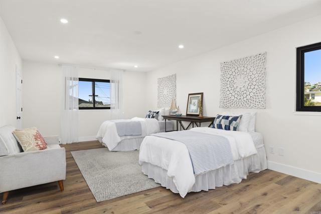 Detail Gallery Image 42 of 72 For 2841 Lloyd Street, San Diego,  CA 92117 - 5 Beds | 3/1 Baths