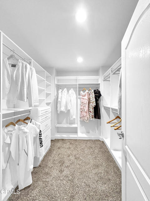 320 Starlane Drive, La Canada Flintridge CA: https://media.crmls.org/mediaz/7ff9d2c0-8287-4f1f-b08c-591e09d9226b.jpg