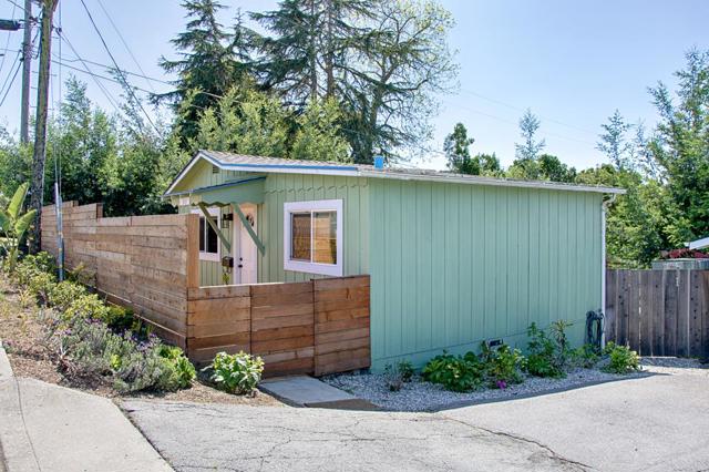 311 Mar Vista Avenue, Aptos CA: https://media.crmls.org/mediaz/7ff9eebb-5955-460a-8b7f-cecb107c6085.jpg