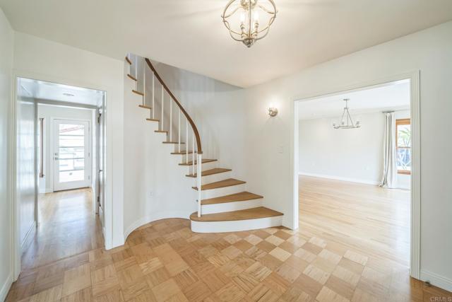 2675 Clove Street, San Diego CA: https://media.crmls.org/mediaz/7ffa3148-a966-4612-a1c3-fcce7bde4389.jpg