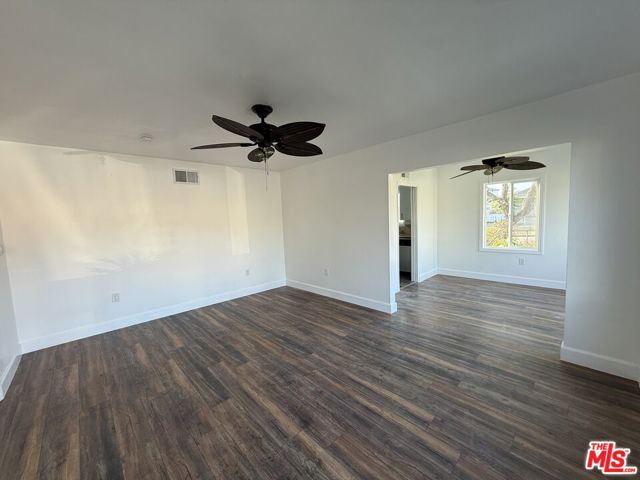 11003 Ruthelen Street, Los Angeles CA: https://media.crmls.org/mediaz/7ffb8e85-0b2d-4d33-a379-ca166eb23907.jpg