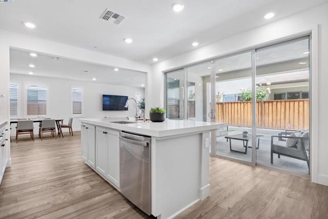 Image 8 of 60 For 5837 Nugget Way