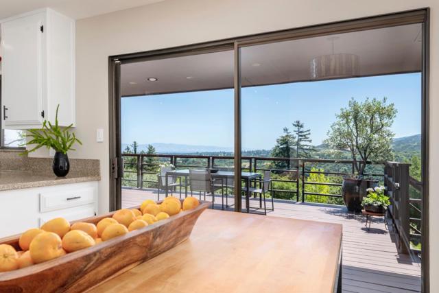 165 Golden Oak Drive, Portola Valley CA: https://media.crmls.org/mediaz/7ffddac9-d5e4-4db1-93c4-43e093d43d0c.jpg