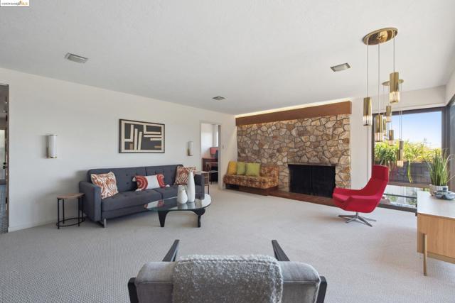 Image 6 of 60 For 6046 Monterey Ave