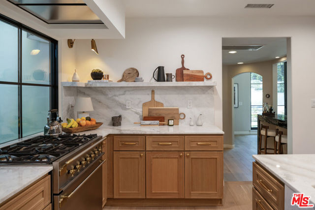 13439 Java Drive, Los Angeles CA: https://media.crmls.org/mediaz/7ffe6fa3-a21f-47ac-9156-82de736edf14.jpg