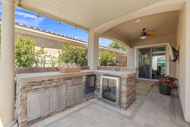 81919 Avenida Dulce, Indio CA: https://media.crmls.org/mediaz/7ffea3d0-c8d4-4040-a792-494d532c546f.jpg