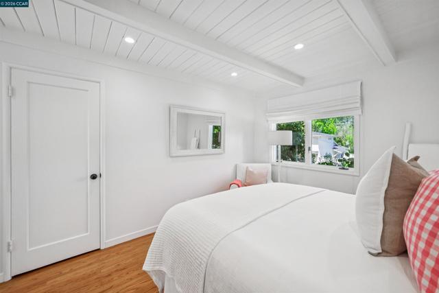 3231 Camino Colorados, Lafayette CA: https://media.crmls.org/mediaz/7ffea418-3f65-4fad-b088-013f383ed146.jpg