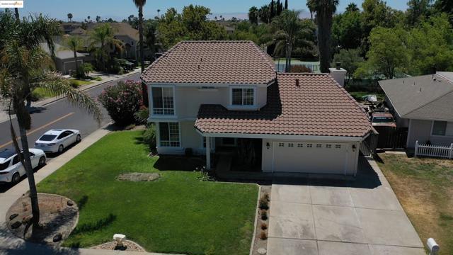 435 Discovery Bay Blvd, Discovery Bay CA: https://media.crmls.org/mediaz/7ffea7bd-af5e-40ee-86eb-408b4cdca400.jpg