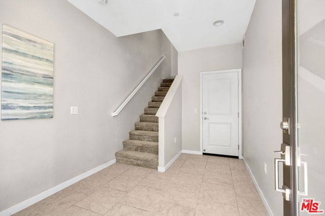 746 Farrier Way, Upland CA: https://media.crmls.org/mediaz/7fff3780-f2f8-41cf-a0ae-3e27249dc2ba.jpg