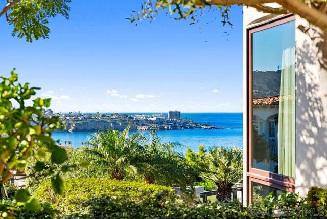 2516 Ruette Nicole, La Jolla CA: https://media.crmls.org/mediaz/80005dad-1a50-47cd-bf94-c7d45b34b59e.jpg