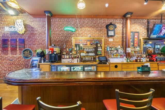 22519 Main St, Hayward CA: https://media.crmls.org/mediaz/80007cf5-3418-4d02-a5f5-91de56c50688.jpg