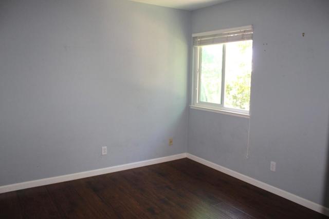 1025 Fillippelli Drive, Gilroy CA: https://media.crmls.org/mediaz/80017dfa-b02d-4e0f-933a-ef00d33541fb.jpg