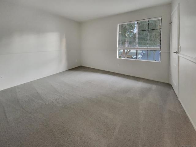 12059 Alta Carmel Ct, San Diego CA: https://media.crmls.org/mediaz/800238e8-61cd-4c99-88a6-5f9cf71576a1.jpg