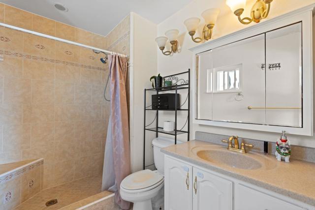 Detail Gallery Image 15 of 18 For 1257 Soria, Escondido,  CA 92026 - 2 Beds | 2 Baths