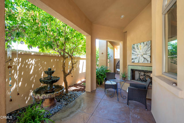 212 S Montgomery Street, Ojai CA: https://media.crmls.org/mediaz/80031321-8a1e-4709-b013-c8fe82734fda.jpg