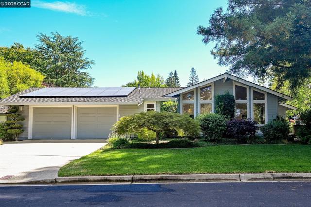1023 White Gate Rd, Alamo CA: https://media.crmls.org/mediaz/80033665-8a07-407b-bc40-c9030a4b0153.jpg