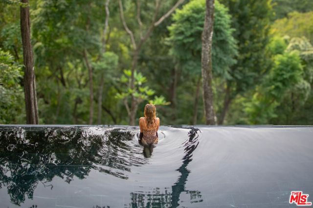 0 Playa Hermosa, Santa Teresa, Costa Rica,  CA: https://media.crmls.org/mediaz/80040384-36a9-4834-9c9e-4b169a9524b5.jpg