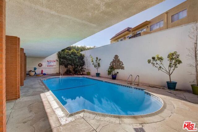 5951 Canterbury Drive, 14 photo 7